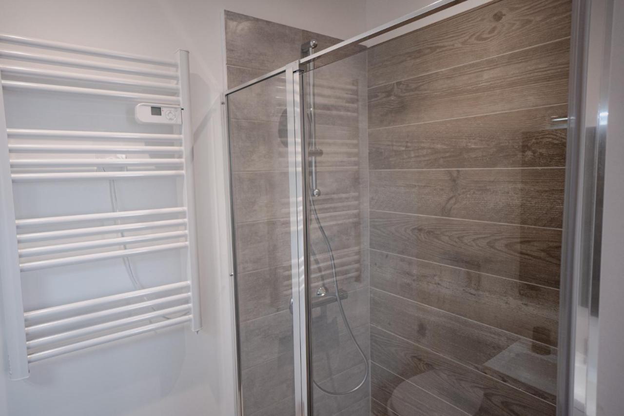 Appartement Cozy Avec Stationnement Gratuit Saint-Andre-les-Vergers Exterior photo