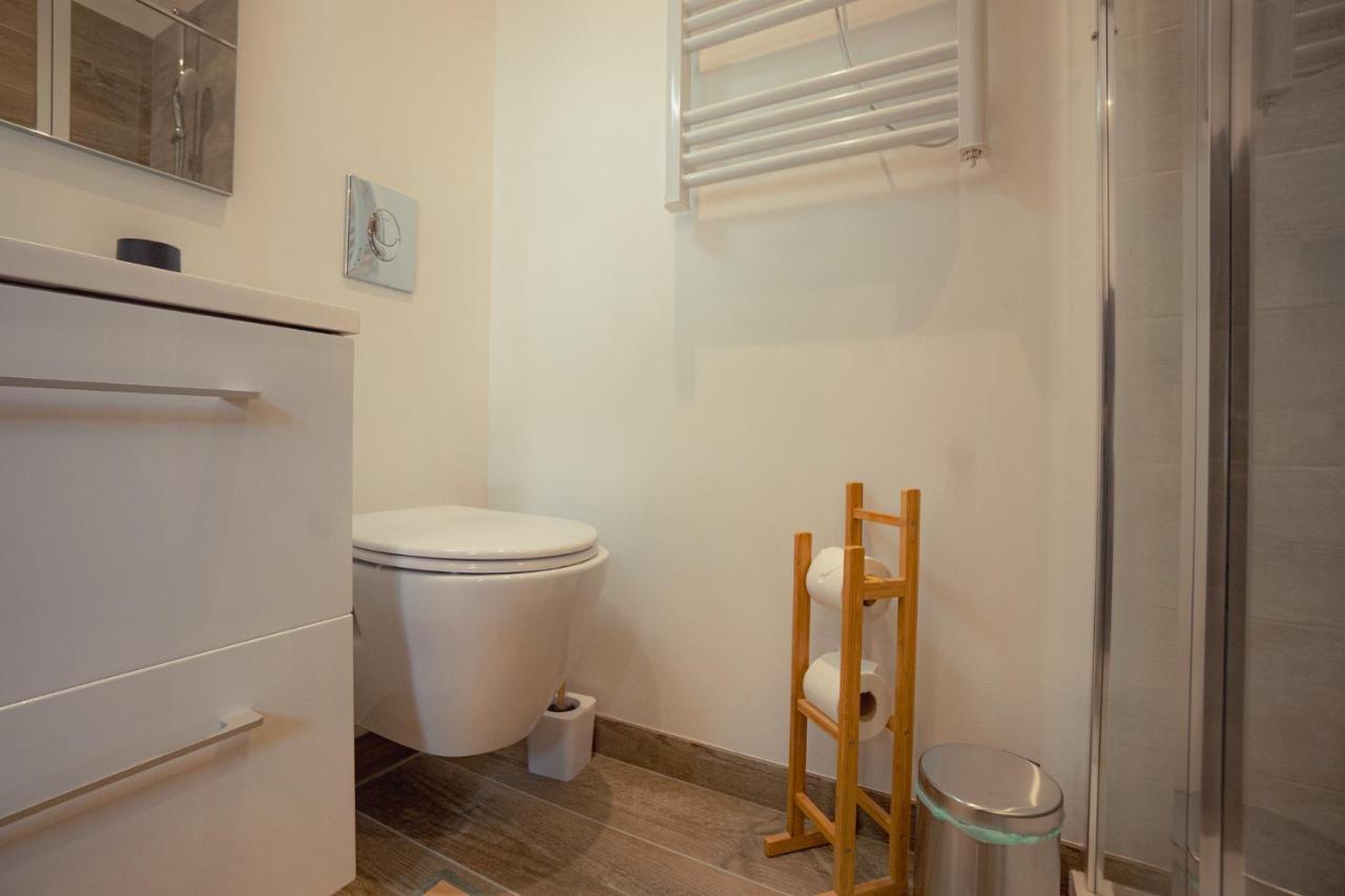 Appartement Cozy Avec Stationnement Gratuit Saint-Andre-les-Vergers Exterior photo